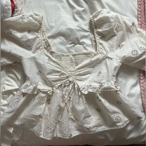 American Eagle Outfitters Cream Floral Top